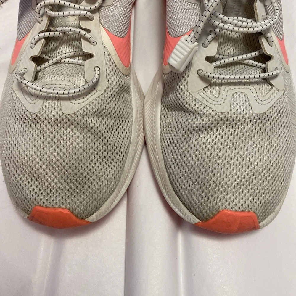 Nike Women's Downshifter 9 Performance Wear Running Shoes - Picture 8 of 8